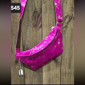 New Keep It Gypsy bum bag! Pink & gold! ✨